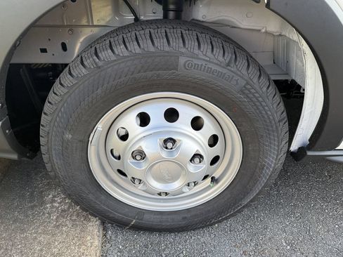 New 2025 Ford Transit 350 148 Low Roof AWD image 11