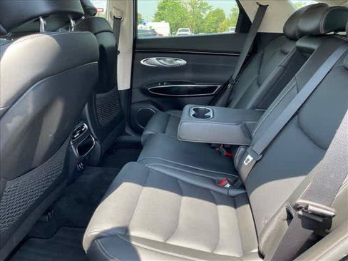 Used 2025 Genesis GV70 2.5T AWD/4WD image 14
