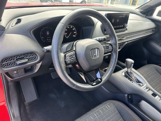 Used 2024 Honda HR-V Sport image 17