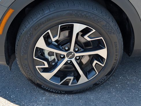 Certified 2023 Kia Sportage EX AWD/4WD image 15