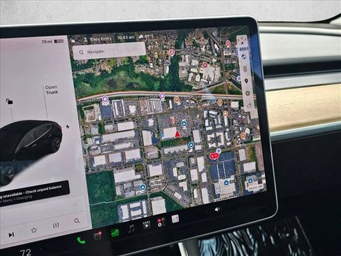 Used 2018 Tesla Model 3 Long Range RWD image 24