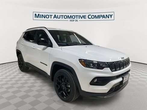 New 2026 Jeep Compass Latitude AWD/4WD image 1