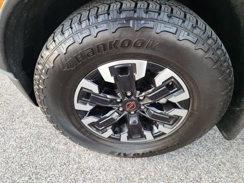 Used 2024 Nissan Frontier Pro-X w/ Technology Package image 31