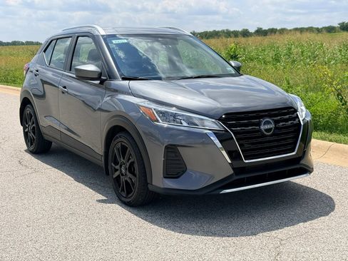 Used 2024 Nissan Kicks SV FWD image 31