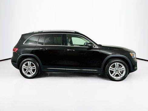 Used 2023 Mercedes-Benz GLB 250 4MATIC image 10