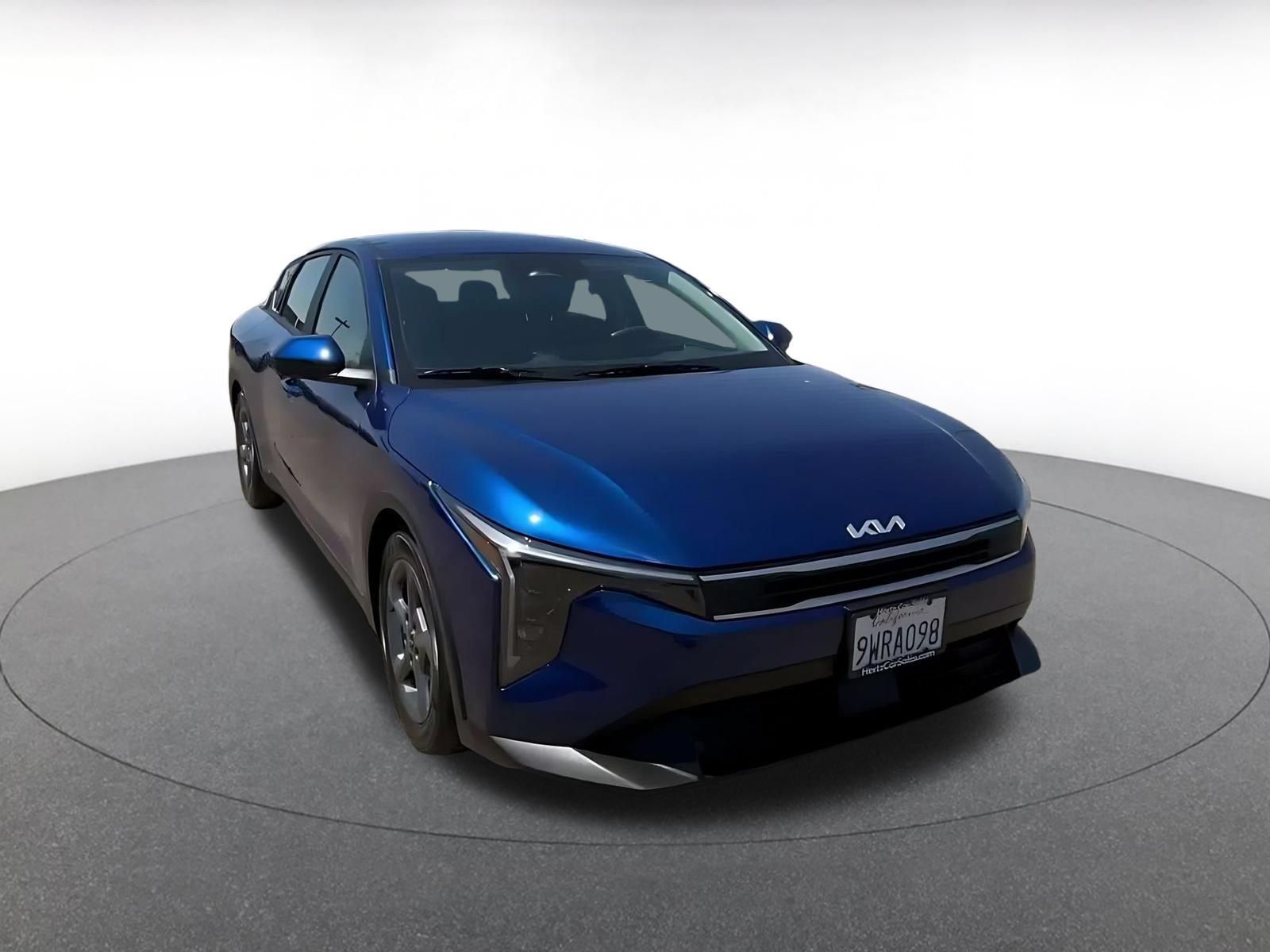 Used 2026 Kia K4 FWD image 3