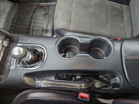 Used 2016 Ford Mustang GT Premium image 28