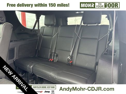 Used 2021 Cadillac Escalade ESV Premium Luxury w/ Driver Assist Tech Package image 31