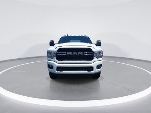 Used 2024 RAM 2500 Big Horn w/ Sport Appearance Package AWD/4WD image 3