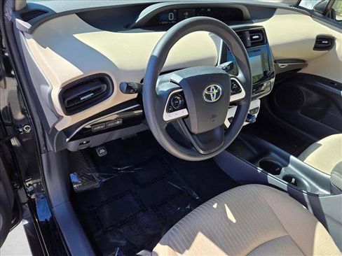 Used 2016 Toyota Prius Two image 10