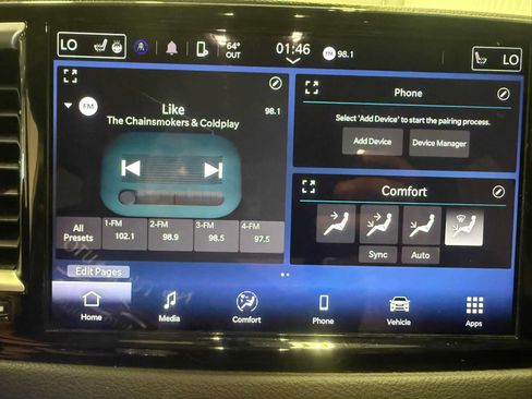 Used 2022 Chrysler Pacifica Touring-L FWD image 29