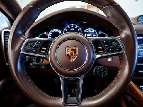 Used 2023 Porsche Cayenne GTS image 40