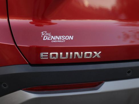 Used 2025 Chevrolet Equinox LT w/ Convenience Package II image 34