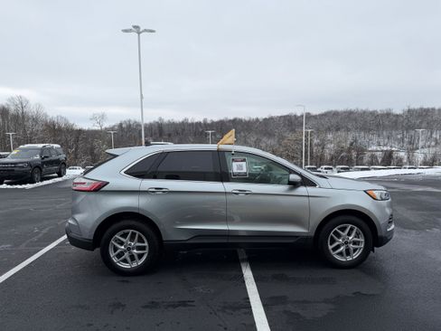 Certified 2024 Ford Edge SEL w/ Convenience Package image 7