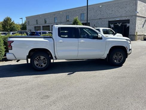 New 2026 Nissan Frontier SV w/ Tow Package AWD/4WD image 8