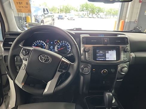Used 2019 Toyota 4Runner SR5 Premium AWD/4WD image 8