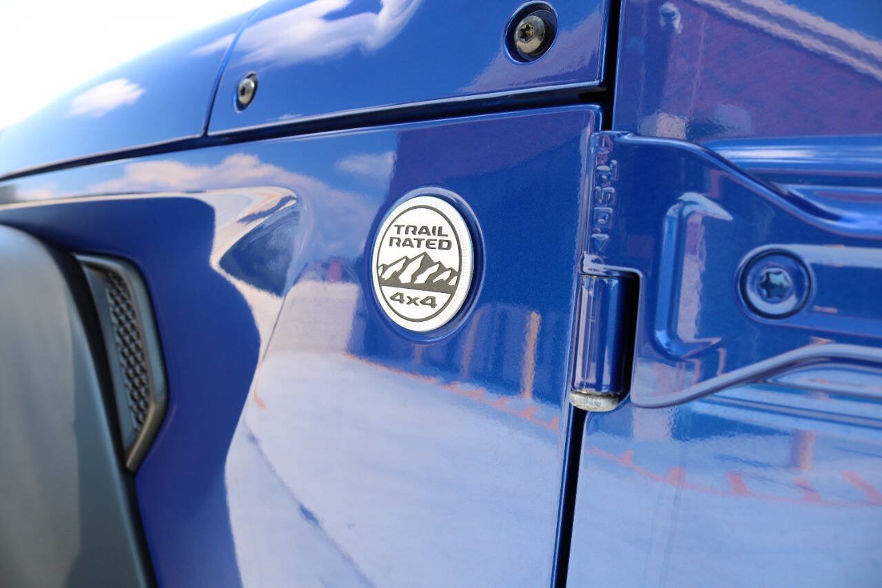 Used 2020 Jeep Wrangler Sport AWD/4WD image 84