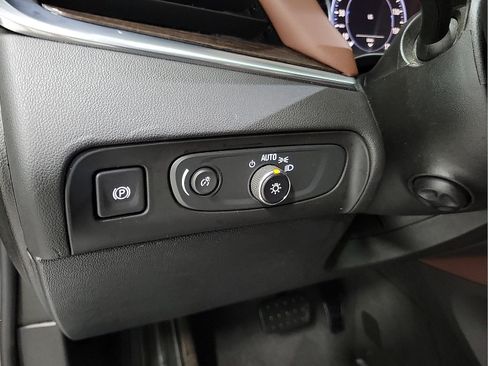 Used 2020 Buick Enclave Avenir FWD image 13