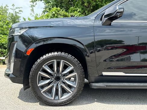 Used 2021 Cadillac Escalade Premium Luxury w/ LPO, Radiant Package RWD image 5