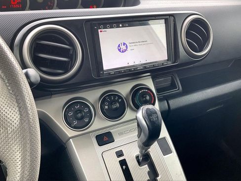 Used 2010 Scion xB Base image 24
