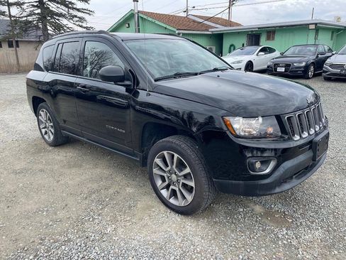 Used 2016 Jeep Compass Sport w/ Power Value Group AWD/4WD image 4