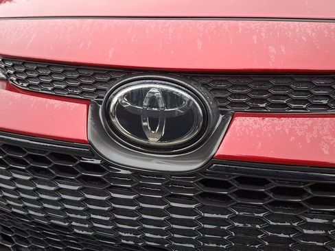 Used 2022 Toyota Corolla LE image 5