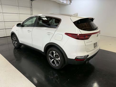 Used 2021 Kia Sportage LX AWD/4WD image 11