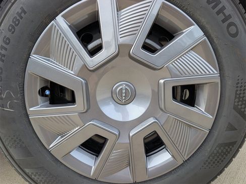 New 2026 Nissan Kicks S image 7