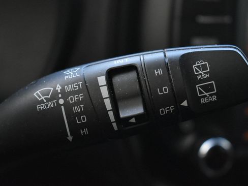 Used 2023 Kia Soul LX w/ LX Technology Package image 22