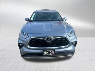 Used 2022 Toyota Highlander Platinum video 2