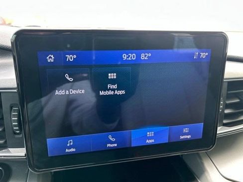 Used 2023 Ford Explorer XLT w/ Equipment Group 202A AWD/4WD image 26