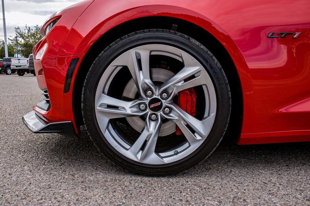 Used 2023 Chevrolet Camaro SS RWD image 7