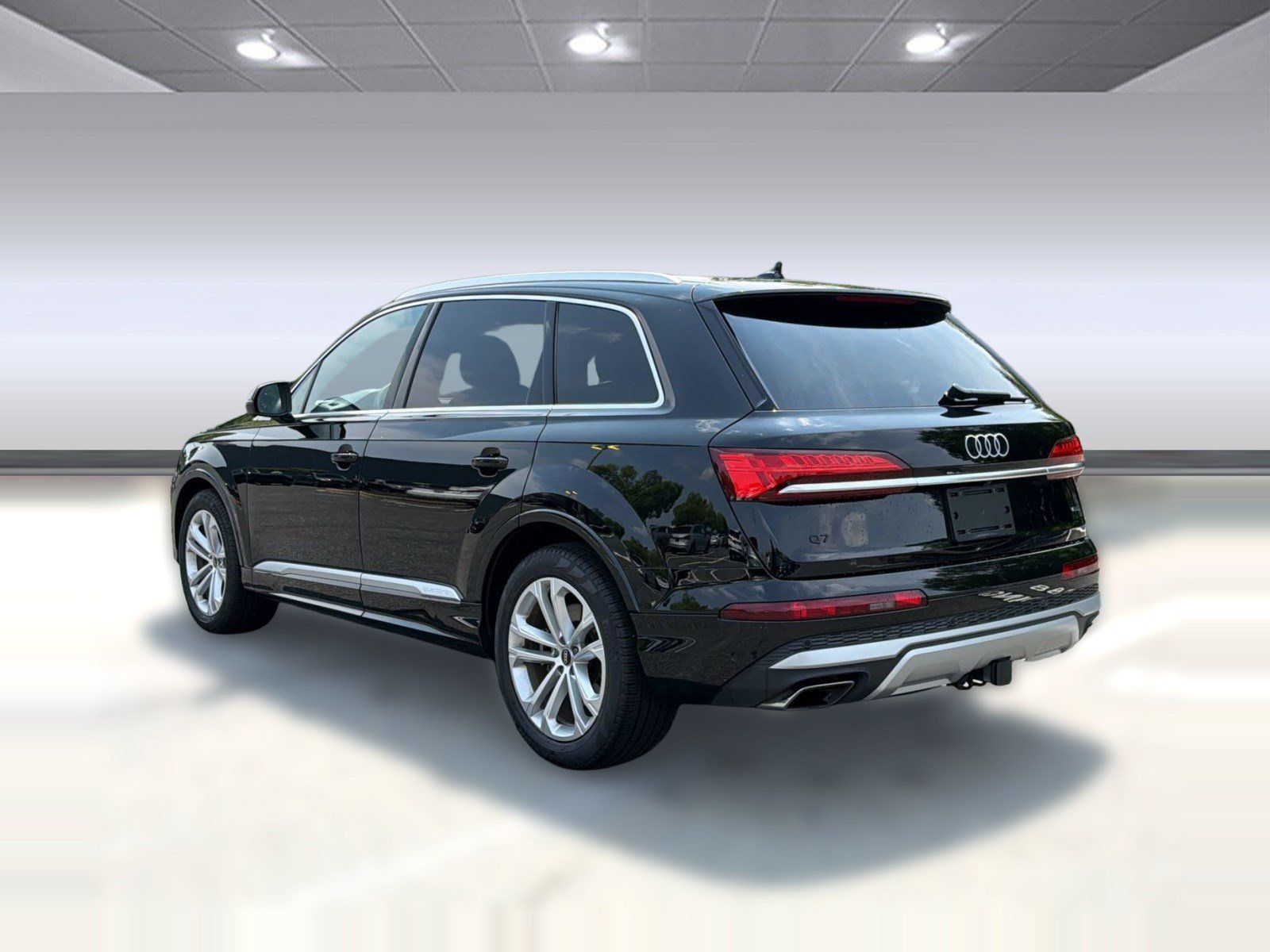 Certified 2026 Audi Q7 2.0T Premium Plus w/ Premium Plus Package AWD/4WD image 3