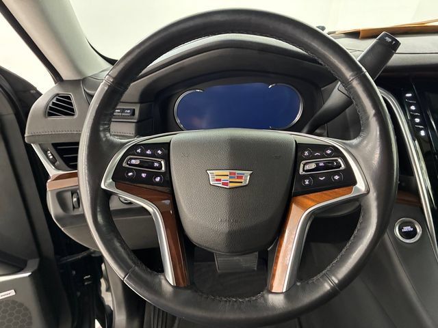 Certified 2019 Cadillac Escalade Premium Luxury AWD/4WD image 22