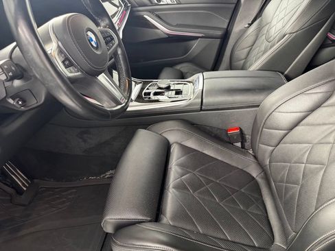 Used 2024 BMW X5 xDrive40i w/ M Sport Package AWD/4WD image 13