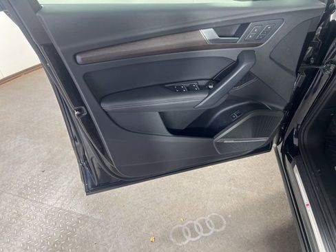 Certified 2023 Audi Q5 2.0T Premium Plus w/ Premium Plus Package image 18