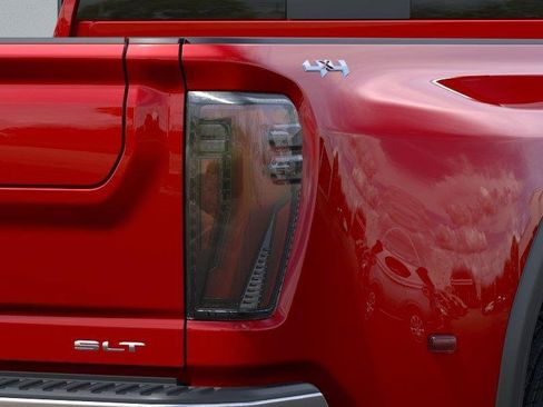 New 2026 GMC Sierra 3500 SLT w/ SLT Premium Package AWD/4WD image 11