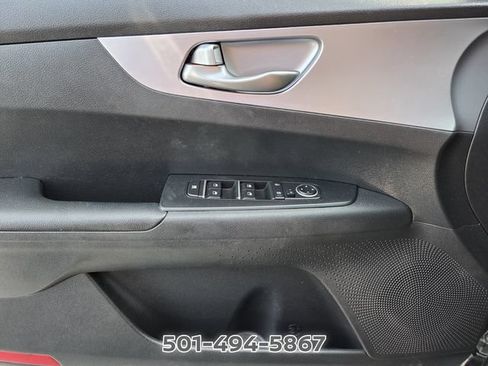 Used 2022 Kia Forte LXS FWD image 22