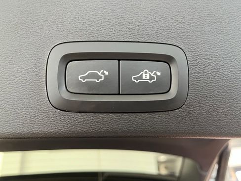 Used 2022 Jeep Cherokee Trailhawk w/ Premium Leather Package image 31