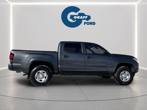 Used 2021 Toyota Tacoma SR image 8