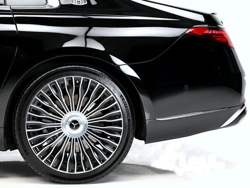 Used 2024 Mercedes-Benz Maybach S 680 4MATIC image 29