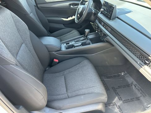 Used 2026 Honda Accord LX image 9