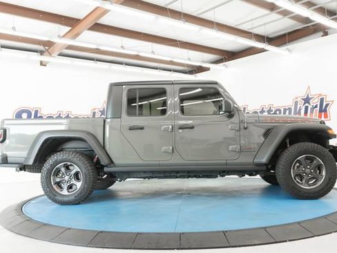 Used 2022 Jeep Gladiator Rubicon w/ Cold Weather Group AWD/4WD image 30