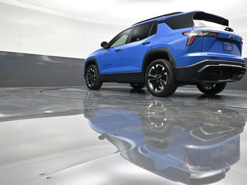 Used 2025 Chevrolet Equinox RS w/ Safety and Technology Package image 23