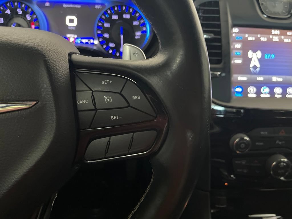 Used 2019 Chrysler 300 S w/ 300S Premium Group 2 RWD image 58