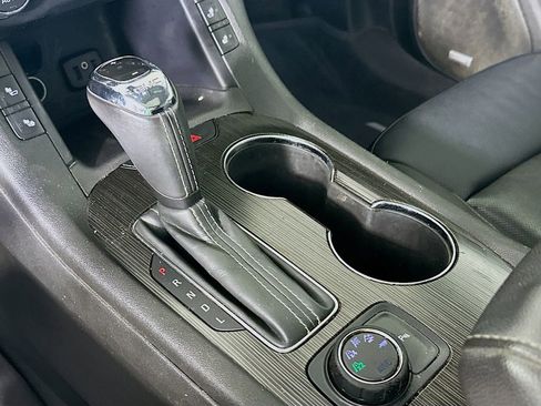 Used 2018 GMC Acadia SLT image 22