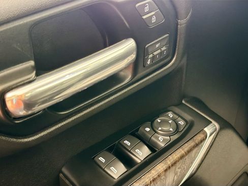 Used 2019 GMC Sierra 1500 Denali w/ LPO, GMC Protection Package AWD/4WD image 18