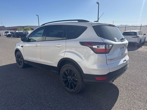 Used 2017 Ford Escape Titanium FWD image 5