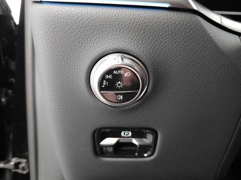 Certified 2026 Mercedes-Benz GLC 300 4MATIC image 10