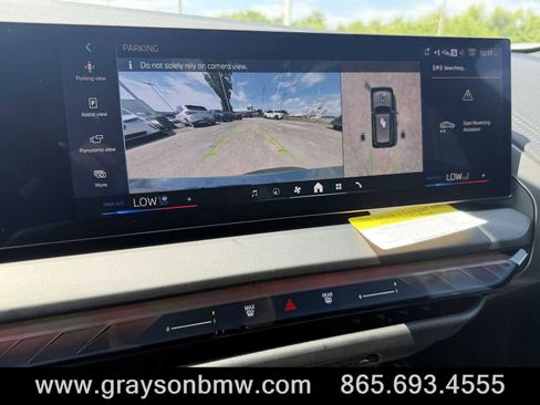 Used 2025 BMW X3 xDrive30i w/ Premium Package image 16